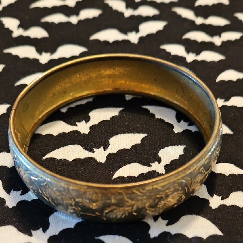 Vintage Floral Bangle
